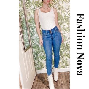 Fashion Nova High Waisted skinny jeans